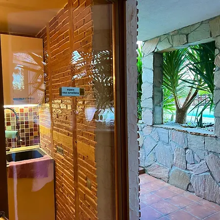 Villa Merkel - 27 Pers - 11 Chambr - 10 Wc - Piscine