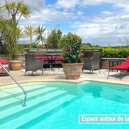 Art-villa Merkel - 28 Pers - 11 Chambr - 10 Wc - Piscine Vila *