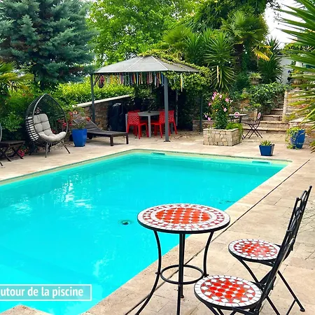 Art-villa Merkel - 28 Pers - 11 Chambr - 10 Wc - Piscine Anglet