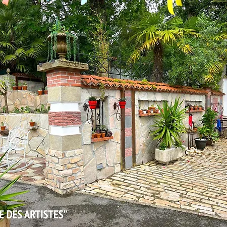 Art-villa Merkel - 28 Pers - 11 Chambr - 10 Wc - Piscine Anglet