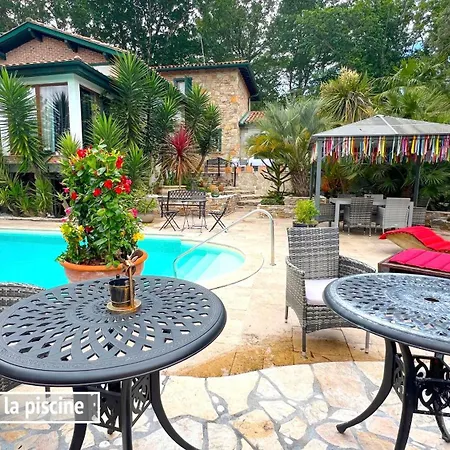 빌라 Merkel - 28 Pers - 11 Chambr - 10 Wc - Piscine 앙글레