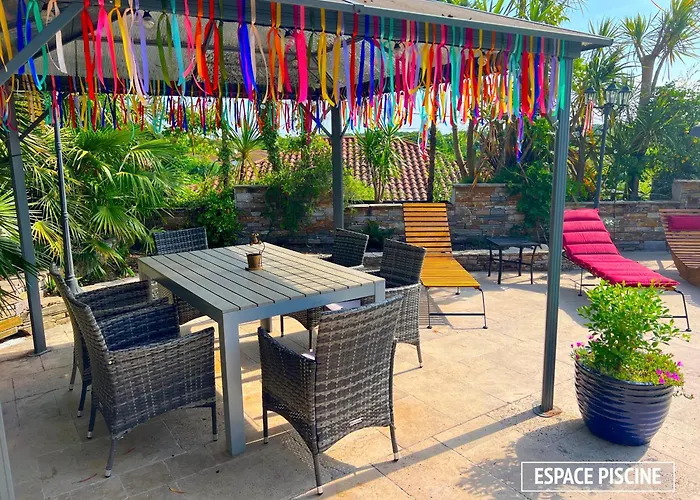 Art-villa Merkel - 28 Pers - 11 Chambr - 10 Wc - Piscine *